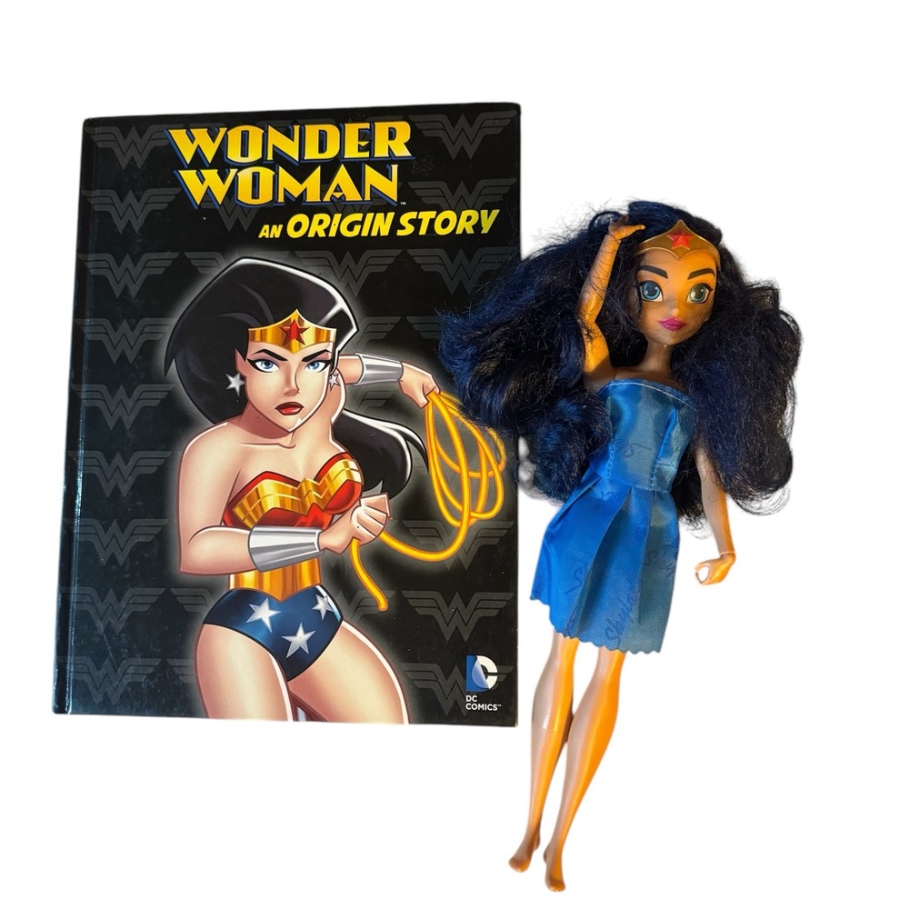 Wonder Woman Book and Doll Set